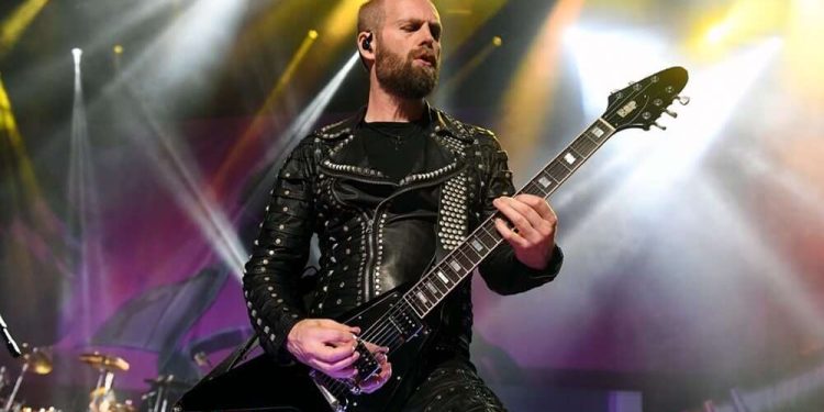 Andy-Sneap-ballena