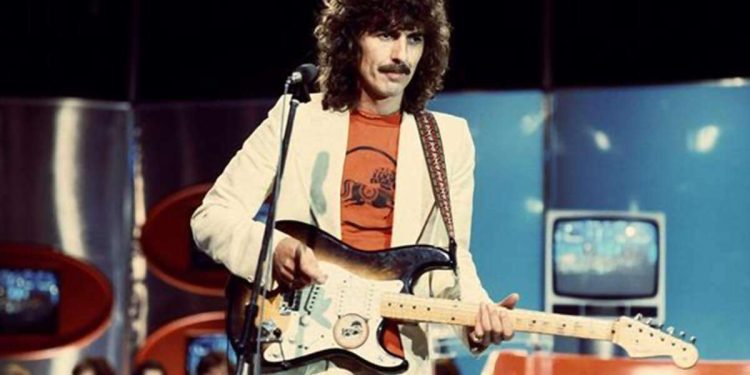 George-Harrison-ballena