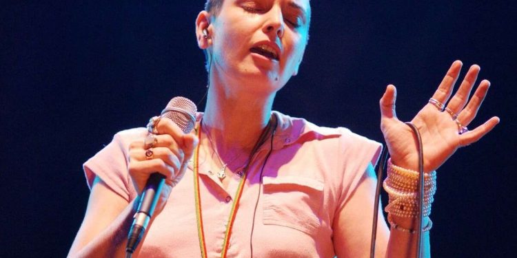 Sinead-O-Connor-ballena