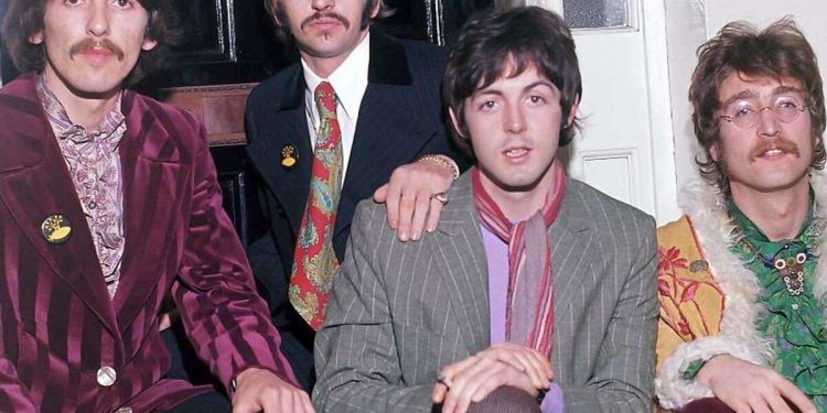 the-beatles-ballena